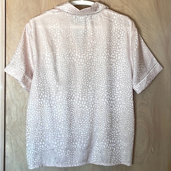 BCBGMaxAzria Pajama Set M 2pc Top Shorts Lounge Sleepwear Women’s - Picture 4 of 12